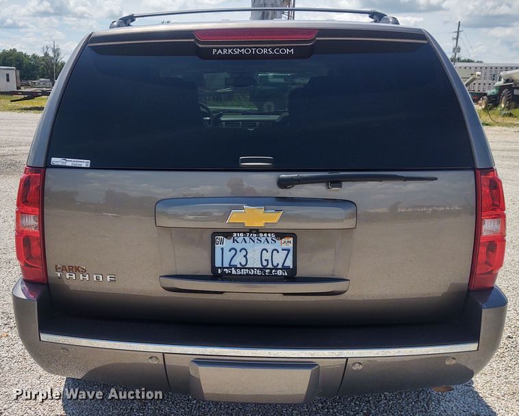 image for item EQ9399 2013 Chevrolet Tahoe LTZ  SUV