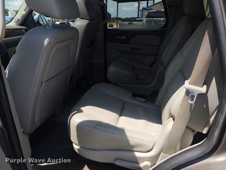 image for item EQ9399 2013 Chevrolet Tahoe LTZ  SUV