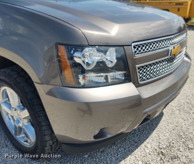 image for item EQ9399 2013 Chevrolet Tahoe LTZ  SUV