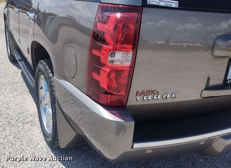 image for item EQ9399 2013 Chevrolet Tahoe LTZ  SUV
