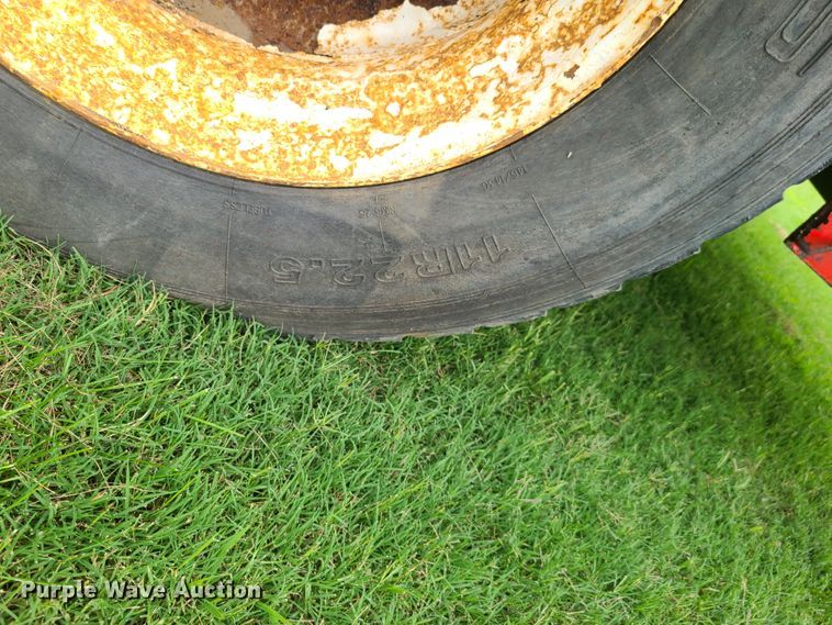 image for item EZ9121 2005 Sterling L-Line  refuse truck