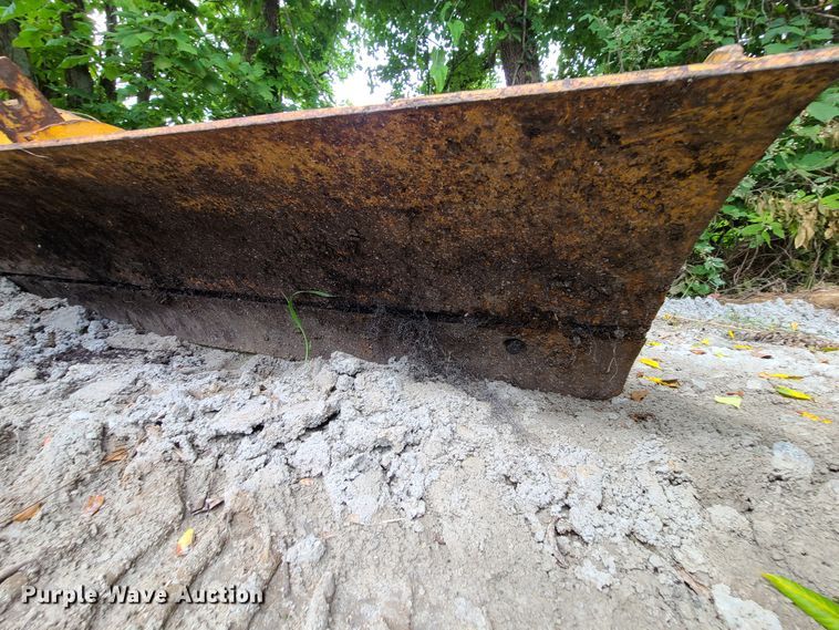 image for item EZ9138 7'W blade