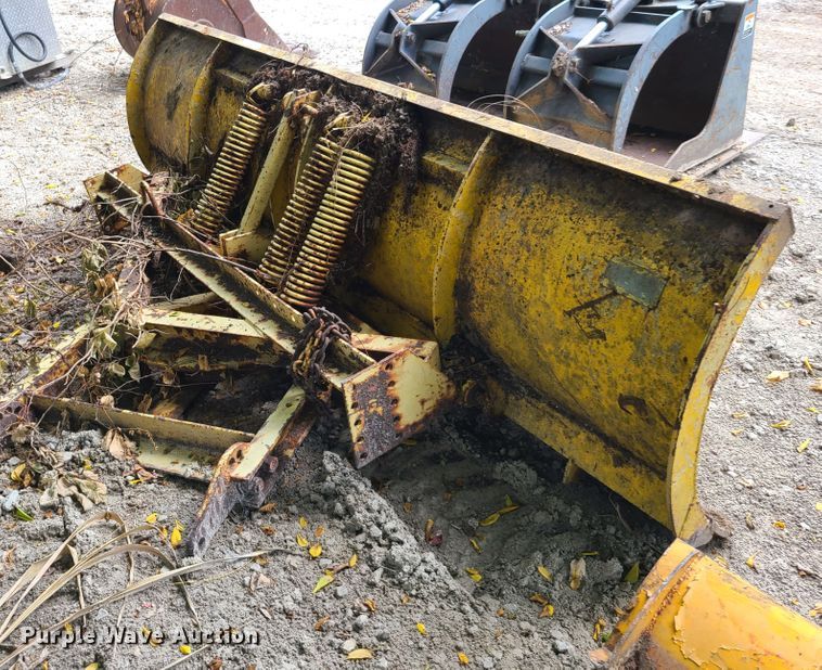 image for item EZ9142 10'W snow plow