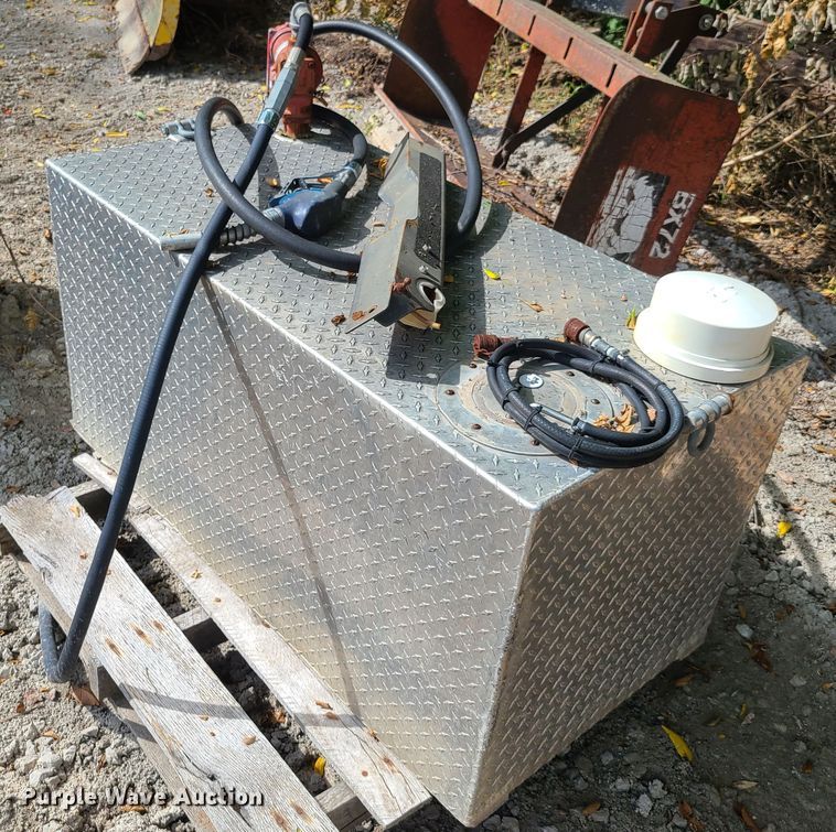 image for item EZ9145 Aluminum fuel tank