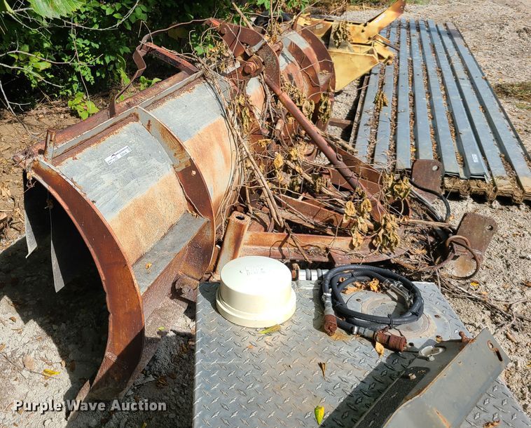 image for item EZ9146 11'W snow plow