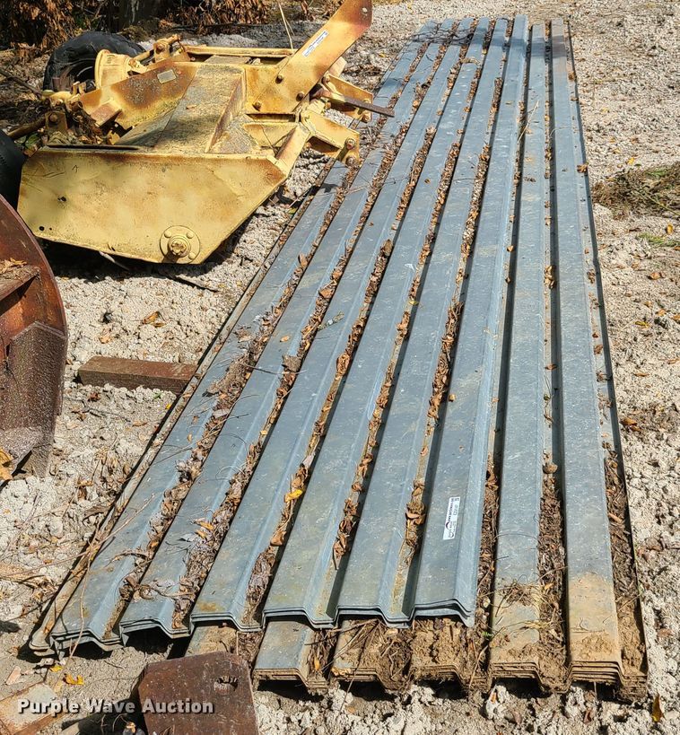 image for item EZ9147 (11) sheets of metal siding