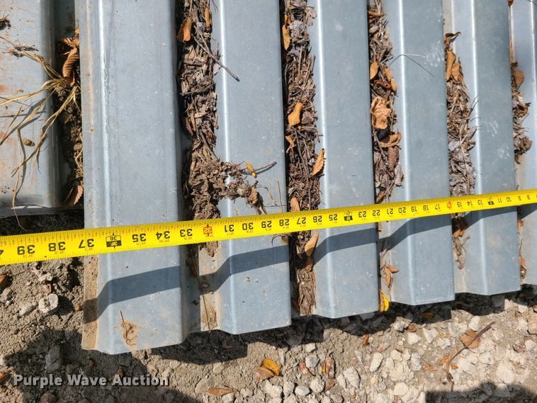 image for item EZ9147 (11) sheets of metal siding