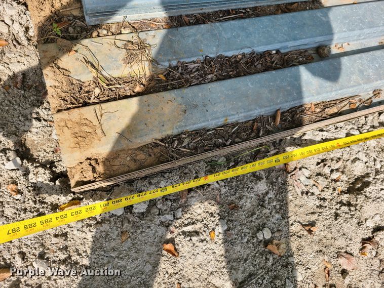 image for item EZ9147 (11) sheets of metal siding