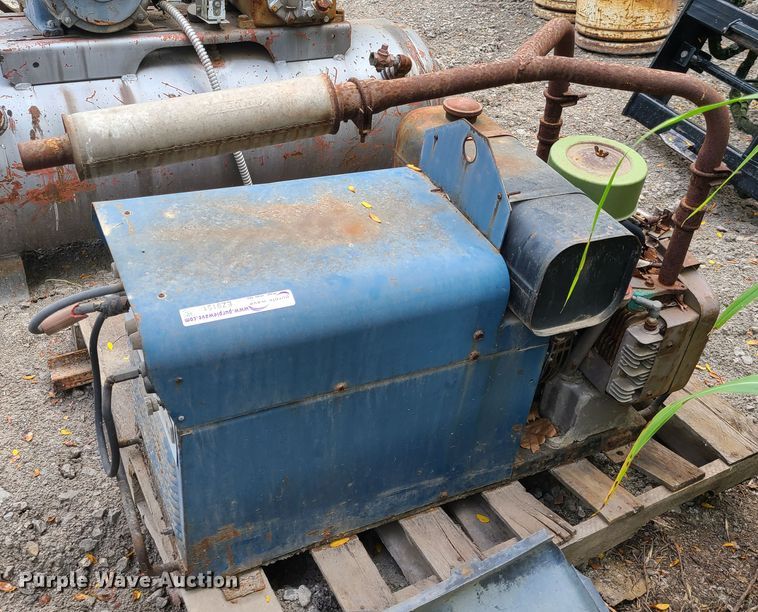 image for item EZ9151 Miller welder/generator
