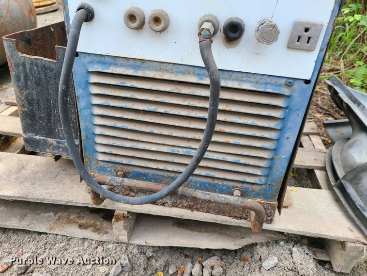 image for item EZ9151 Miller welder/generator