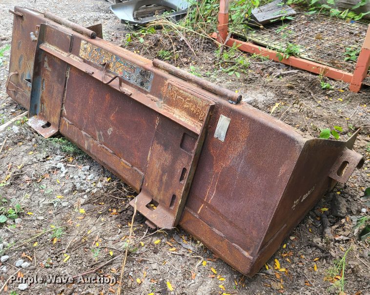 image for item EZ9155 72"W skid steer bucket
