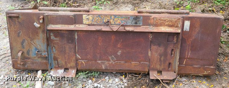 image for item EZ9155 72"W skid steer bucket