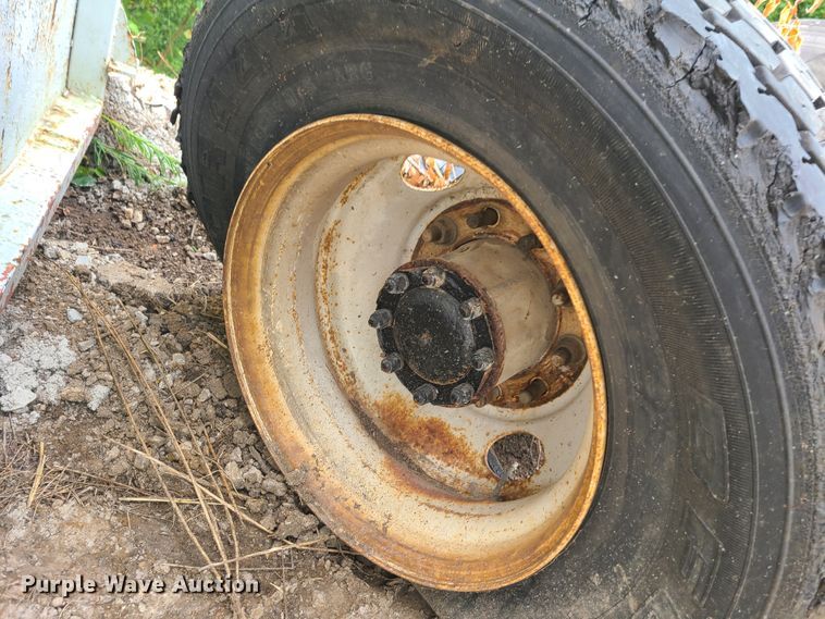 image for item EZ9166 3013 Peterbilt full locking rear axle