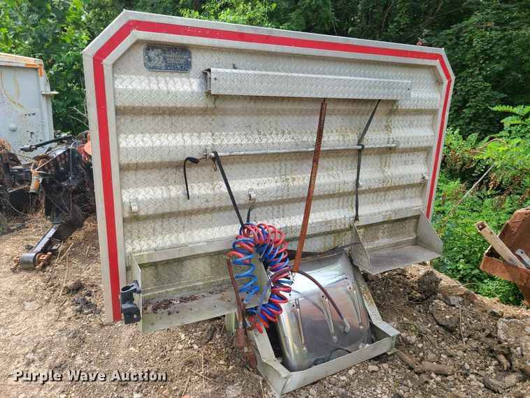 image for item EZ9168 Sturdy Lite headache rack