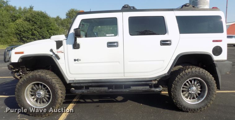 image for item FD9308 2003 Hummer H2  SUV