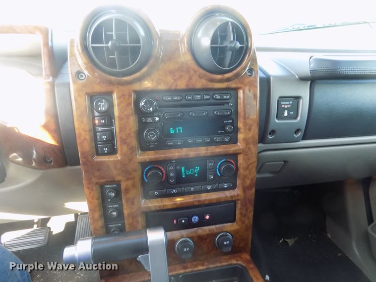 image for item FD9308 2003 Hummer H2  SUV