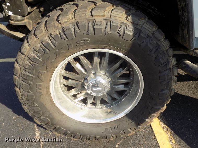 image for item FD9308 2003 Hummer H2  SUV