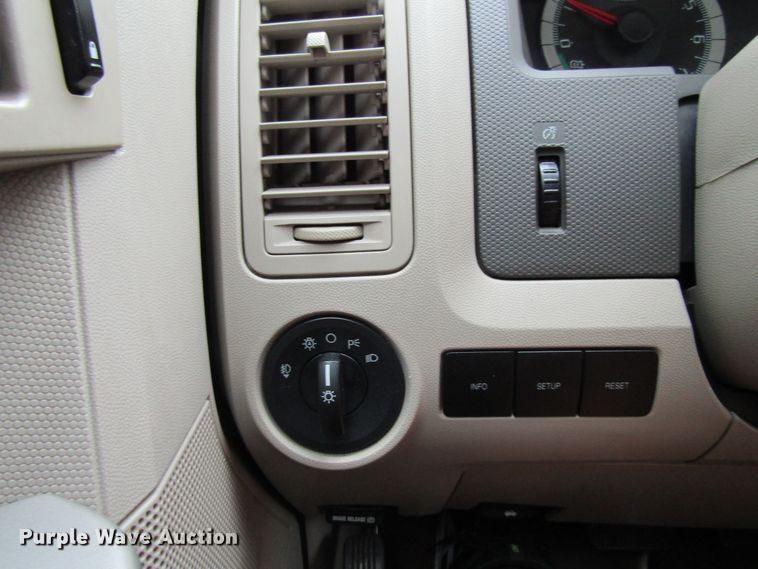 image for item FD9464 2008 Ford Escape Hybrid  SUV