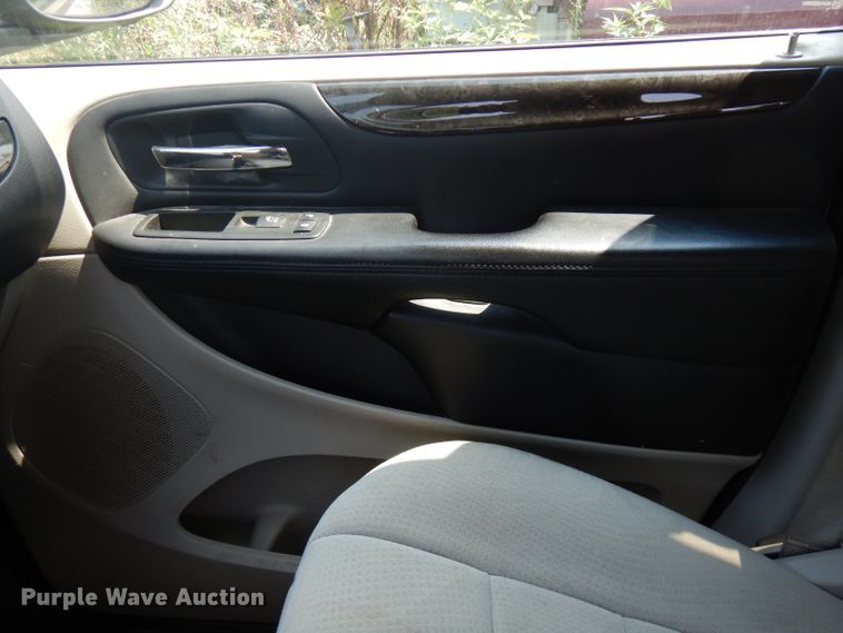 image for item FN9349 2012 Dodge Caravan  van