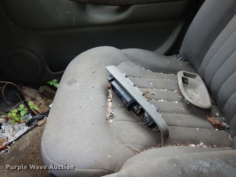 image for item FN9350 2004 Chevrolet Blazer  SUV