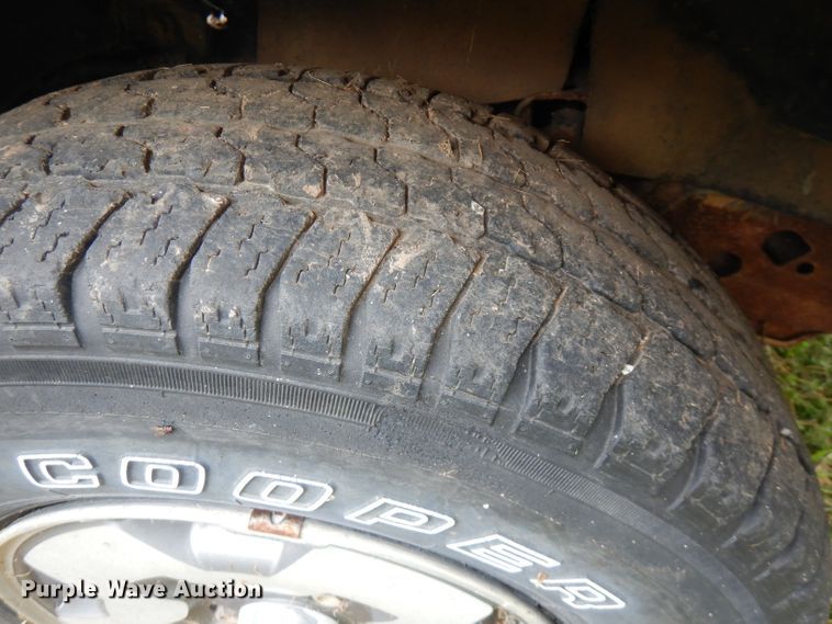 image for item FN9350 2004 Chevrolet Blazer  SUV