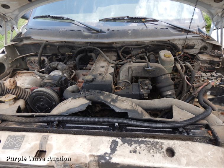 image for item FN9351 2001 Dodge Ram 3500  Quad Cab tow truck