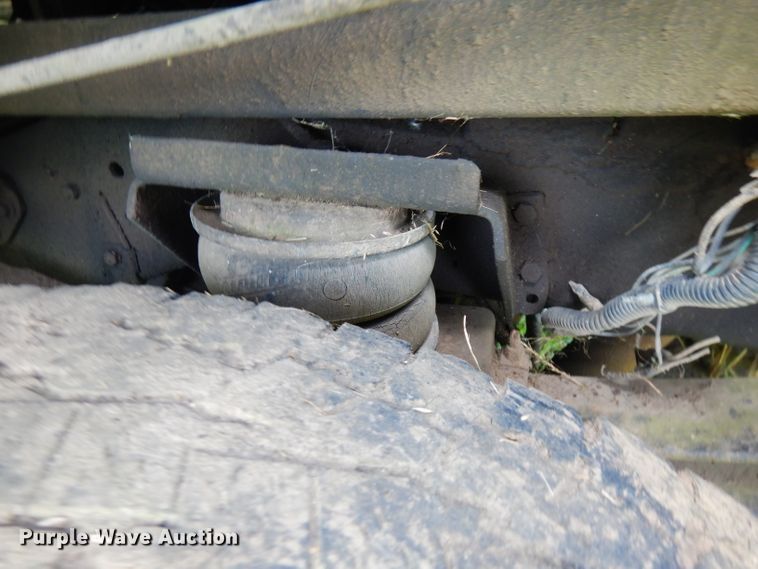 image for item FN9351 2001 Dodge Ram 3500  Quad Cab tow truck