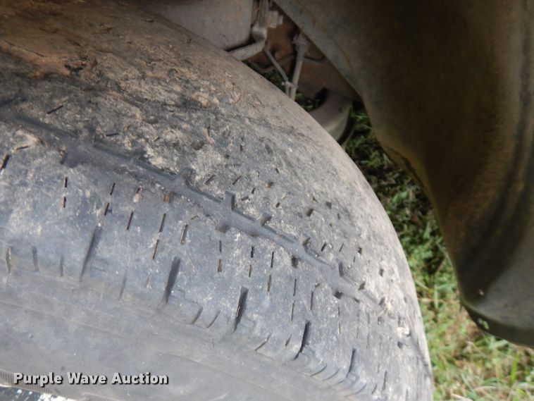 image for item FN9351 2001 Dodge Ram 3500  Quad Cab tow truck