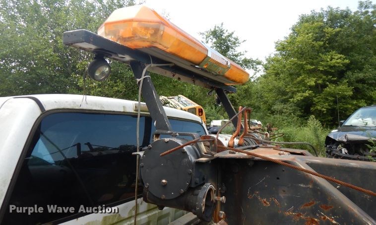 image for item FN9351 2001 Dodge Ram 3500  Quad Cab tow truck