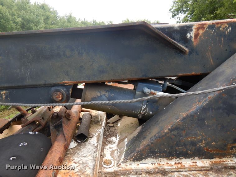 image for item FN9351 2001 Dodge Ram 3500  Quad Cab tow truck