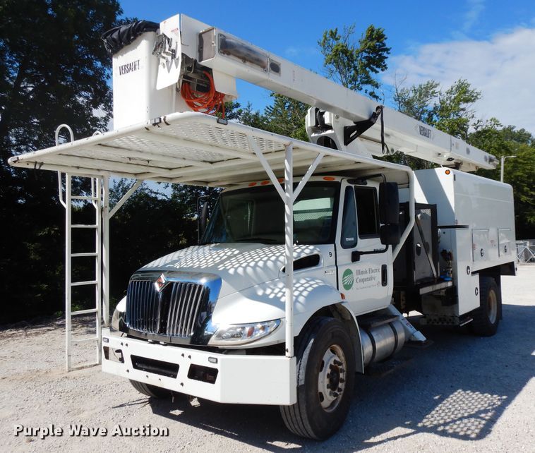 image for item FP9765 2012 International DuraStar 4300  forestry bucket truck