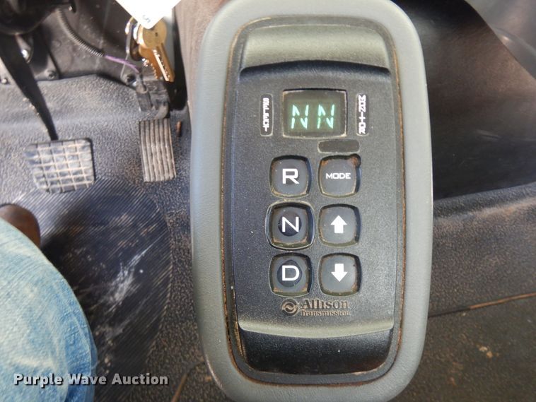 image for item FP9765 2012 International DuraStar 4300  forestry bucket truck