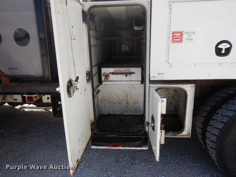 image for item FP9765 2012 International DuraStar 4300  forestry bucket truck