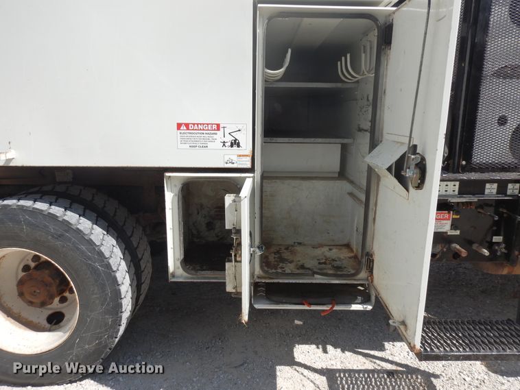 image for item FP9765 2012 International DuraStar 4300  forestry bucket truck