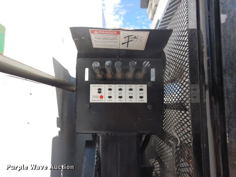 image for item FP9765 2012 International DuraStar 4300  forestry bucket truck