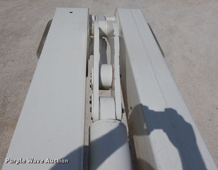 image for item FP9765 2012 International DuraStar 4300  forestry bucket truck