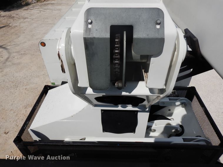 image for item FP9765 2012 International DuraStar 4300  forestry bucket truck