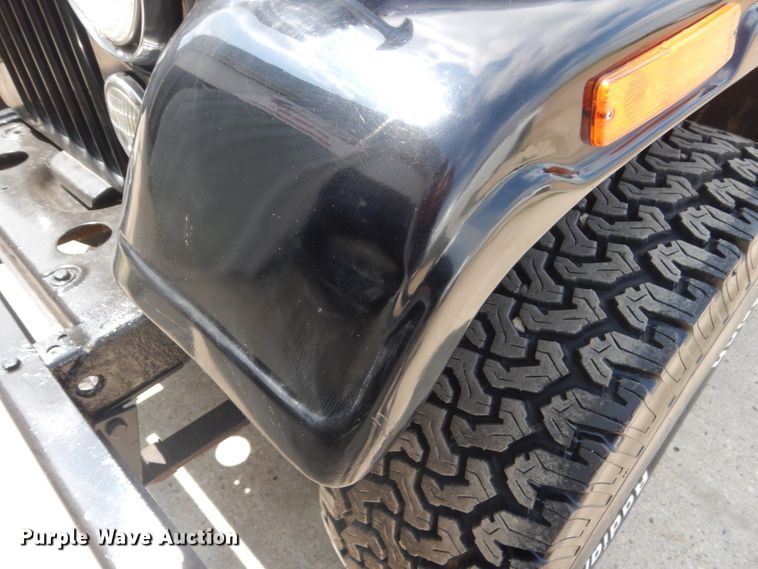 image for item FT9044 1976 Jeep CJ5  SUV