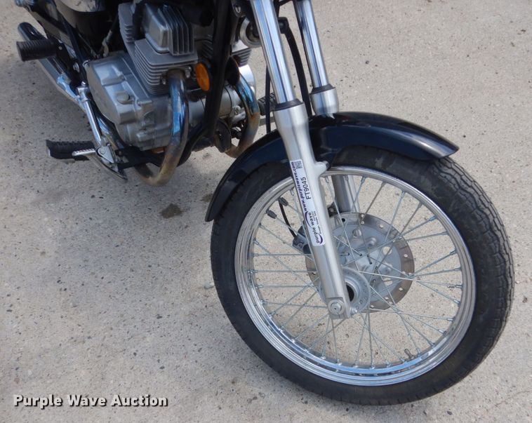 image for item FT9045 2002 Honda Rebel motorcycle