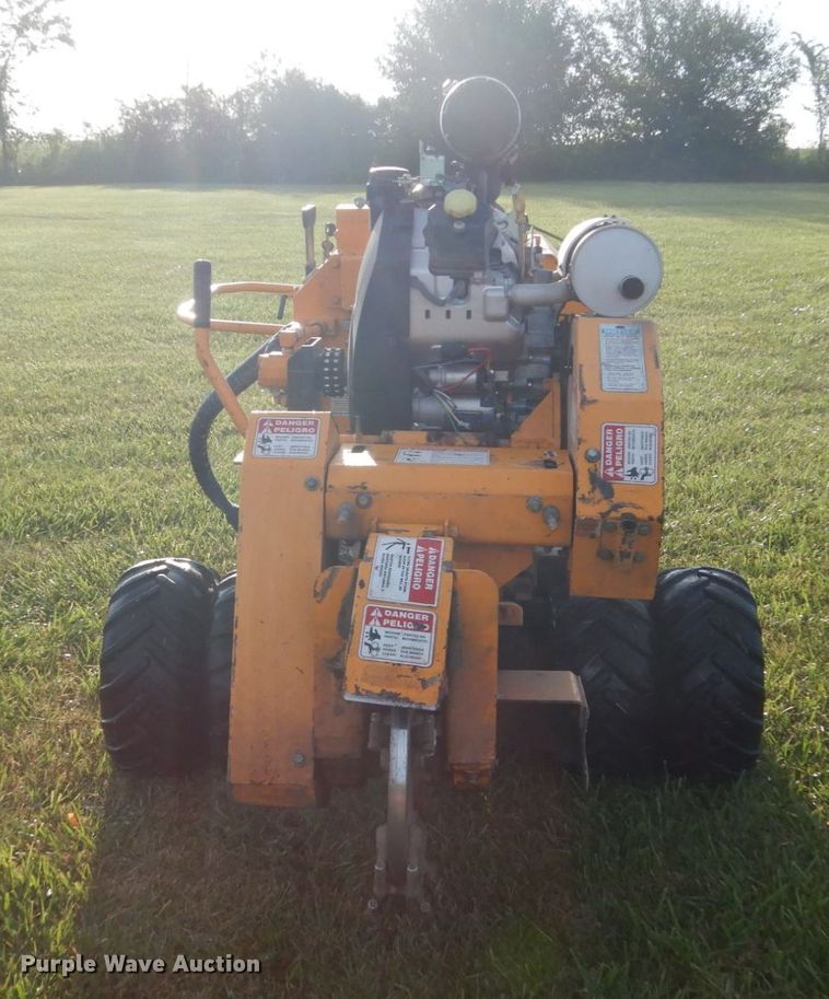 image for item FT9064 Bandit 2100SP stump grinder