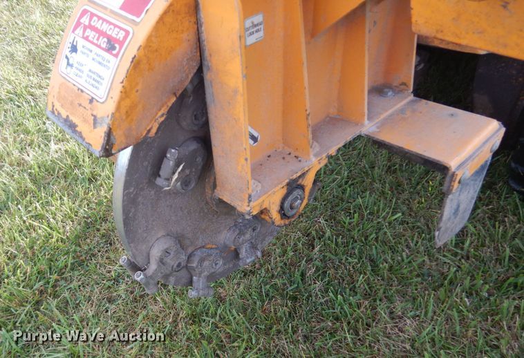 image for item FT9064 Bandit 2100SP stump grinder