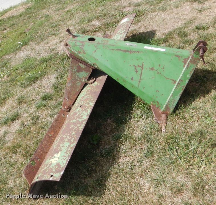 image for item FT9068 John Deere 7'W blade