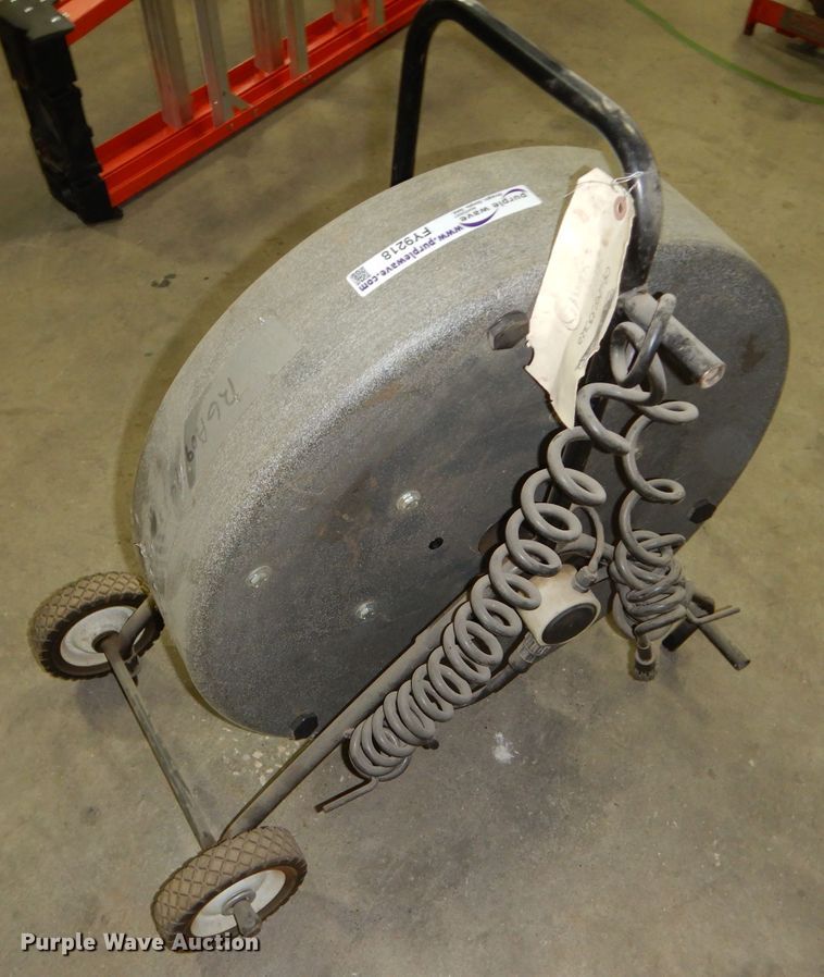 image for item FY9218 Spartan camera reel