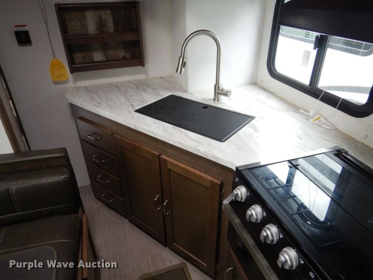 image for item GA9105 2019 Keystone Passport  camper