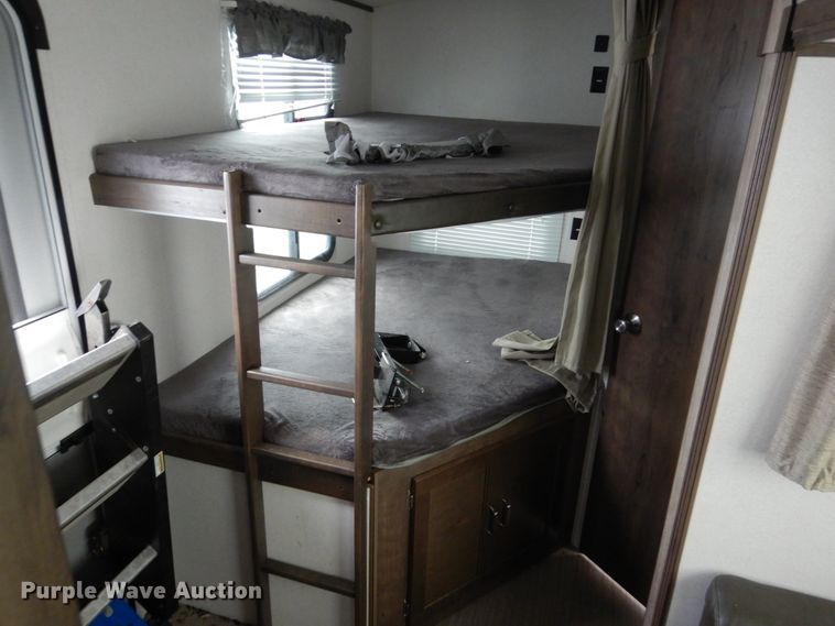 image for item GA9105 2019 Keystone Passport  camper