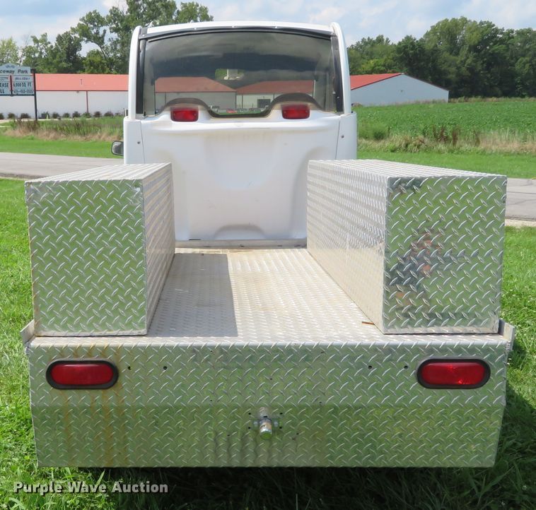 image for item GI9194 2002 GEM E825  utility vehicle