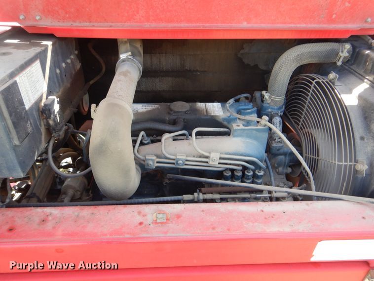 image for item GM9118 2006 Moffett M5500  piggyback forklift