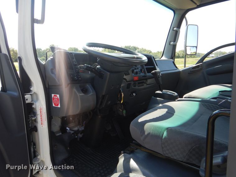 image for item GM9119 2012 Isuzu NPR  refrigerated truck