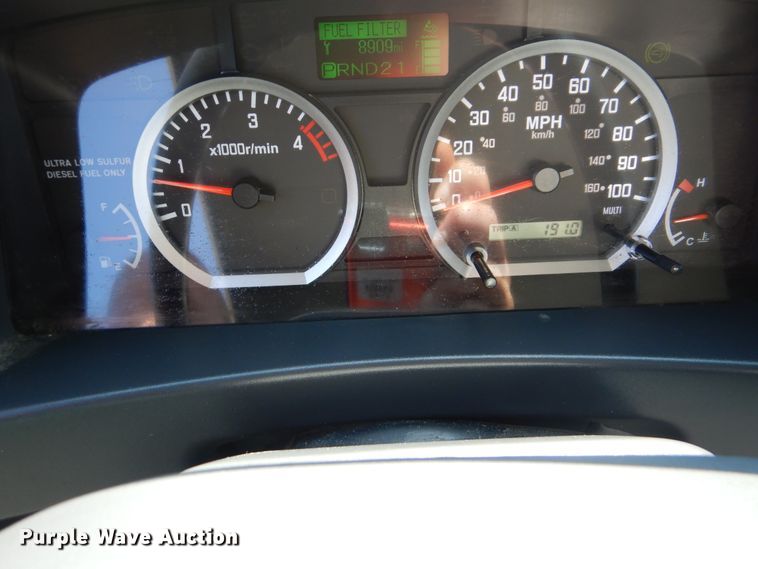 image for item GM9119 2012 Isuzu NPR  refrigerated truck