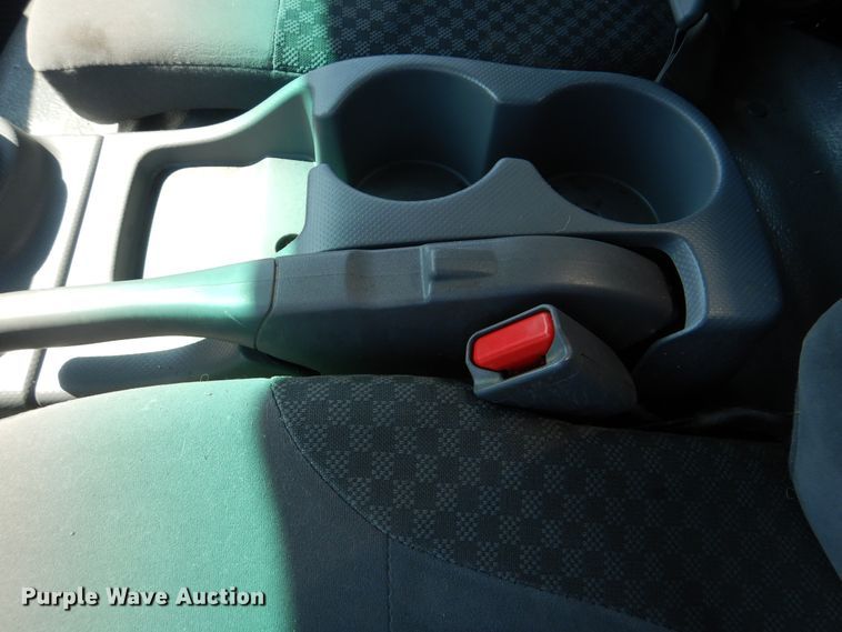 image for item GM9119 2012 Isuzu NPR  refrigerated truck